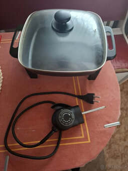 Prodám zánovní pečenku ETA