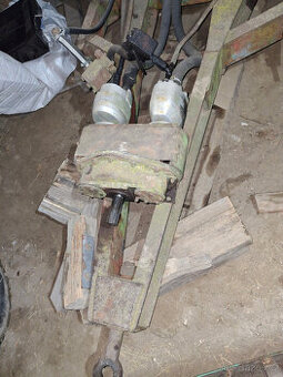 Nakladač za traktor