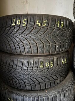 Zimní pneu 205/45/R17 Nexen
