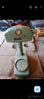 Kovová váha retro Transporta