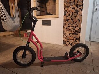 Dětská kolobežka Yedoo One