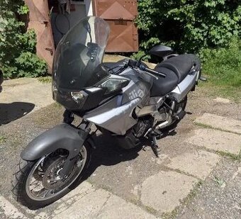 Aprilia ETV 1000 caponord