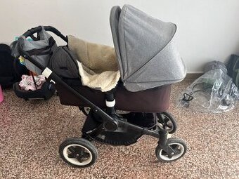 Kočárek s příslušenstvím a doplnky