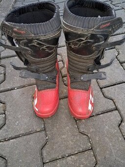 Motokrosové boty
