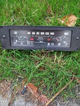 Budíky Škoda 105/120