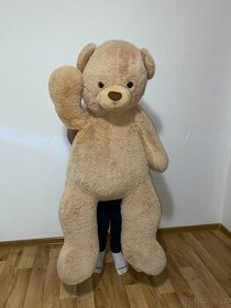 Plyšový medvěd - 140cm