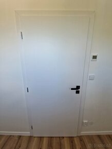 Interiérové dveře 80 cm bílé