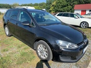 VW Golf 7 Combi 1.6Tdi Bohata výbava ParkPilot Adaptivní Tem