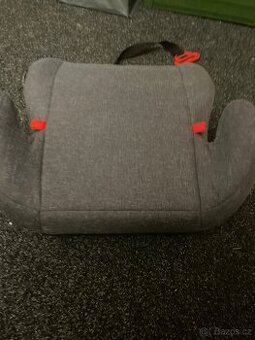 Podsedak na isofix - 1