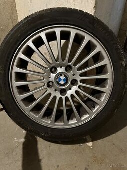 R17 225/45 alu sada s letní pneu bmw