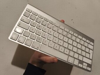 Apple Wireless Keyboard - A1314