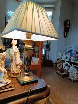 Stolní lampa