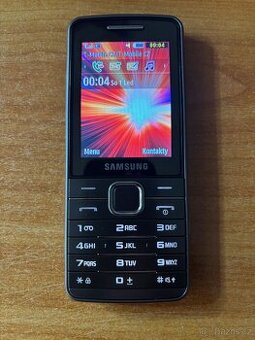 Samsung GT-S5610 - 1