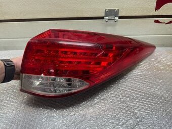 Hyundai I40 combi pravá zadní lampa LED