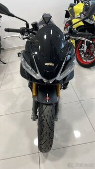 Aprilia Tuono v4 factory 2023