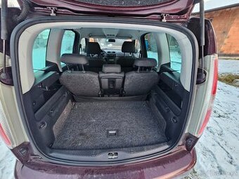Škoda roomster dvojitá podlaha kufru