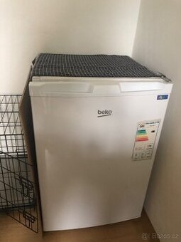 Lednice Beko 600,-