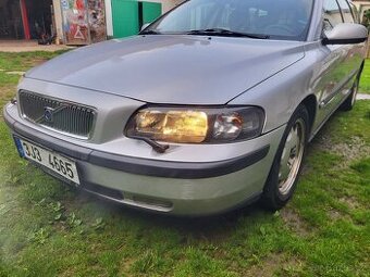 Prodám Volvo V70 D5 2.4 diesel automat 2002 120kw