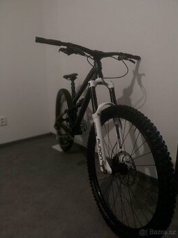 Enduro kolo Dartmoor blackbird 29"