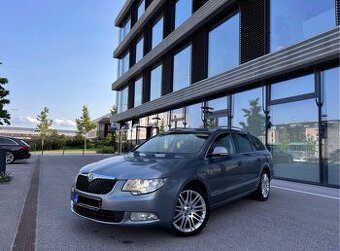 ŠKODA SUPERB 2 COMBI 2.0TDI DSG F1 4X4 2013