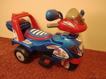 Prodám dětskou bateriovou motorku - 1