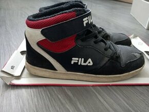 Dětské kotníkové boty Fila vel.35
