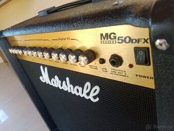 Kytarové kombo Marshall mg50dfx