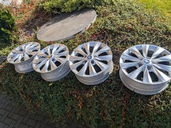 ALU (hliníková) kola Škoda Castor 6Jx16 ET43 5x112