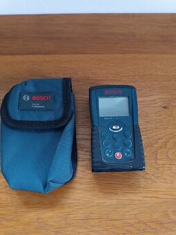 Laserový dálkoměr Bosch DLE 40 Professional, pouzdro