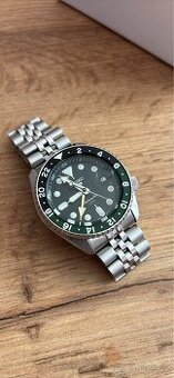 Hodinky Seiko 5 Sports SSK035K1