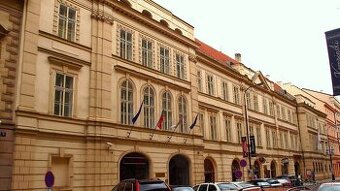 Prodám Lidový dům, zn. rychle - 1