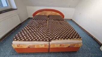 Manželská postel 180x200