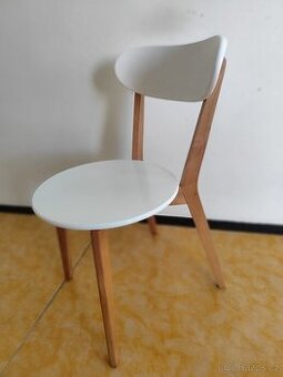 BAZAR JYSK 4 ks židlí JEGIND - užívané - cena za set