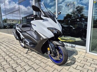Yamaha T-Max 560