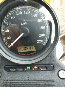 Harley-Davidson XL2 Sportster 883L Superlow Najeto:4.417KM