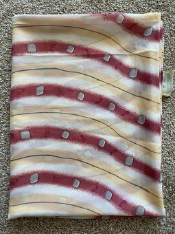 Nový velký dámský šátek Port Louis s pruhy - 160 x 120 cm