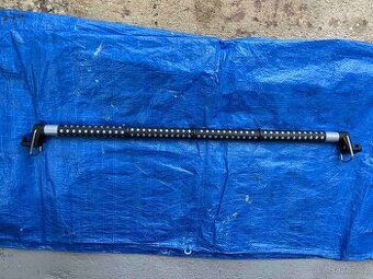 TYČ - VĚŠÁK NA OBLEČENÍ DO AUTA - KEMPOVÁNÍ