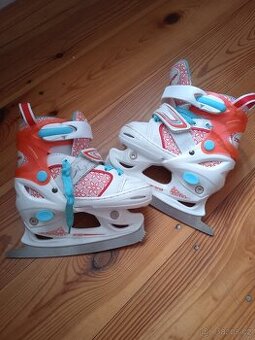 Dětské brusle 26-29