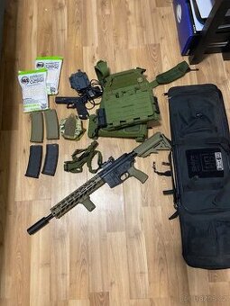 Airsoft komplet Specna Arms EDGE + pistole + výstroj