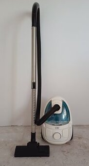 Bezsáčkový vysavač Rowenta Compacteo Ergo (1800W)