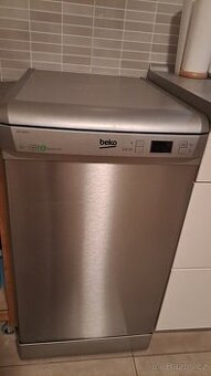 Samostatně stojící myčka nádobí Beko