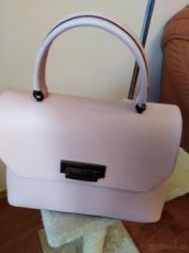 Malá, krásná kabelka jemně růžová - 1