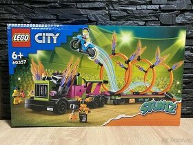 LEGO® City 60357 Tahač s ohnivými kruhy - 1