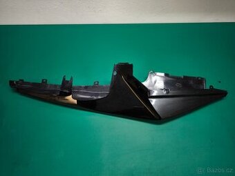 Podsedadlový plast Yamaha yzf r125