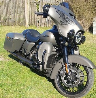Harley davidson street glide 114