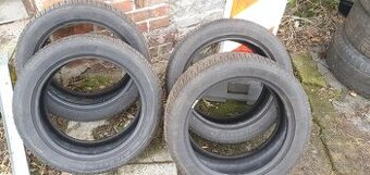 Prodám 4x pneumatiky Michelin crossclimate 245/45 r17 99y