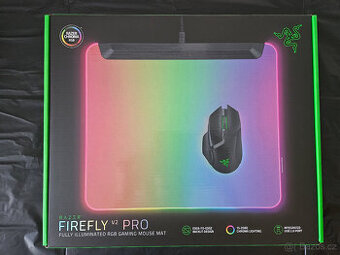 Razer Firefly V2 Pro – podložka s LED podsvícením, černá
