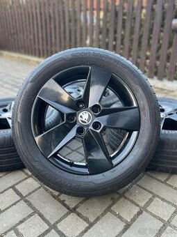 ORIGINÁL Alu Škoda ILIAS R16, 5x112 - TOP STAV, LETNÍ