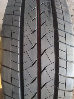 Pneu 205 65 16C Bridgestone Duravis