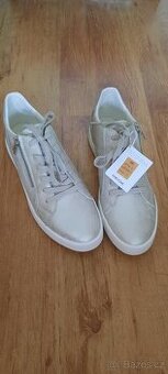 Geox, vel. 40, v zaruce, s visackou